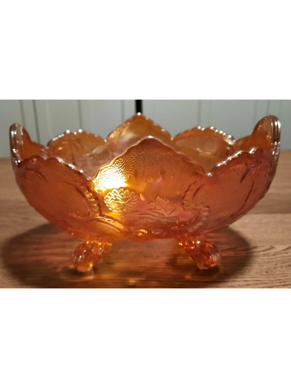 Jeannette Lombardi Iridescent Flora Gold Glass 9 Inch 4 Toed Footed Bowl